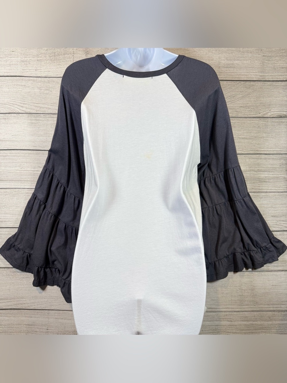 Three Bird Nest Two-Tone Ruffle Raglan Top - White & Charcoal - Picture 2 of 7